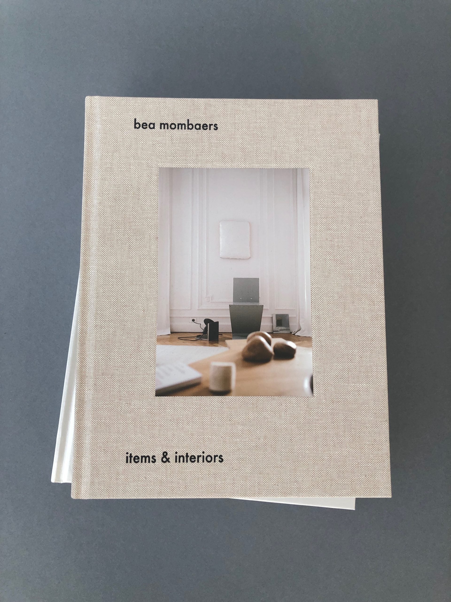 'items & interiors' - bea mombaers